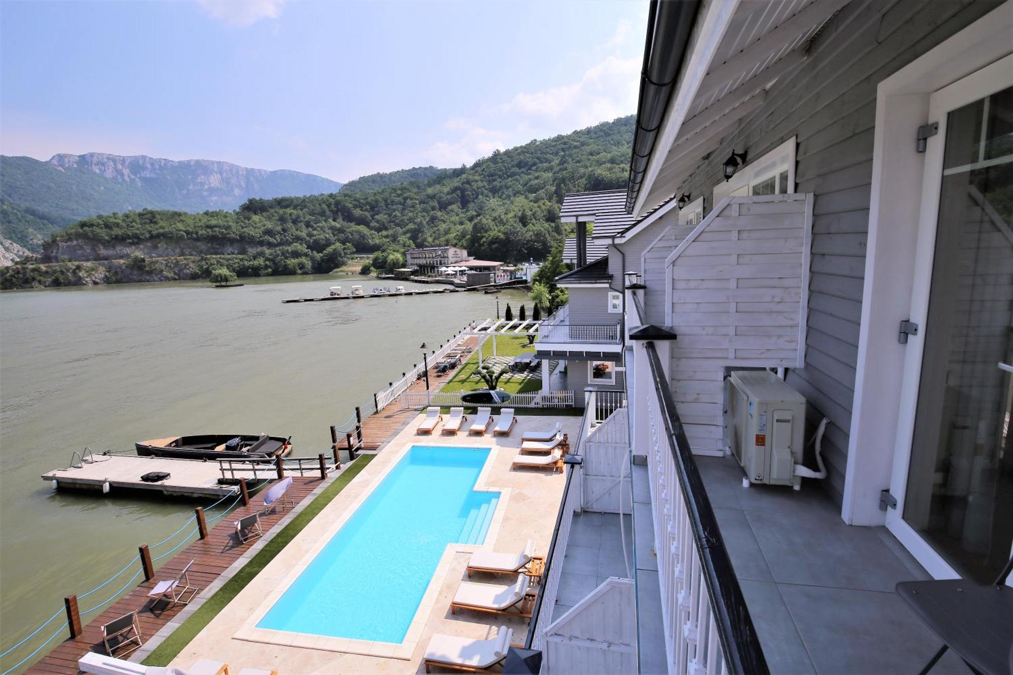 Serenity Ieşelniţa Exterior foto